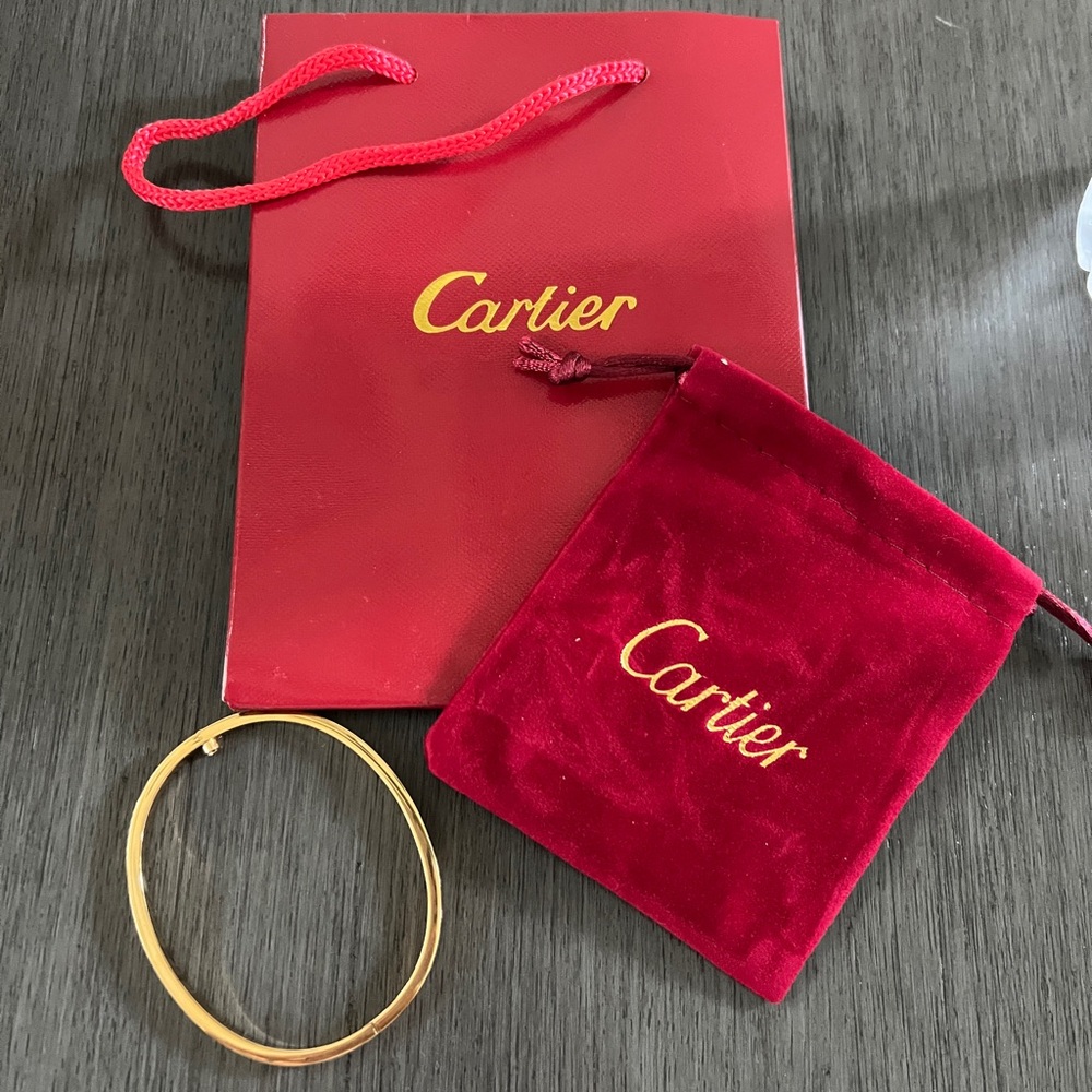 Cartier love bracelet size 17